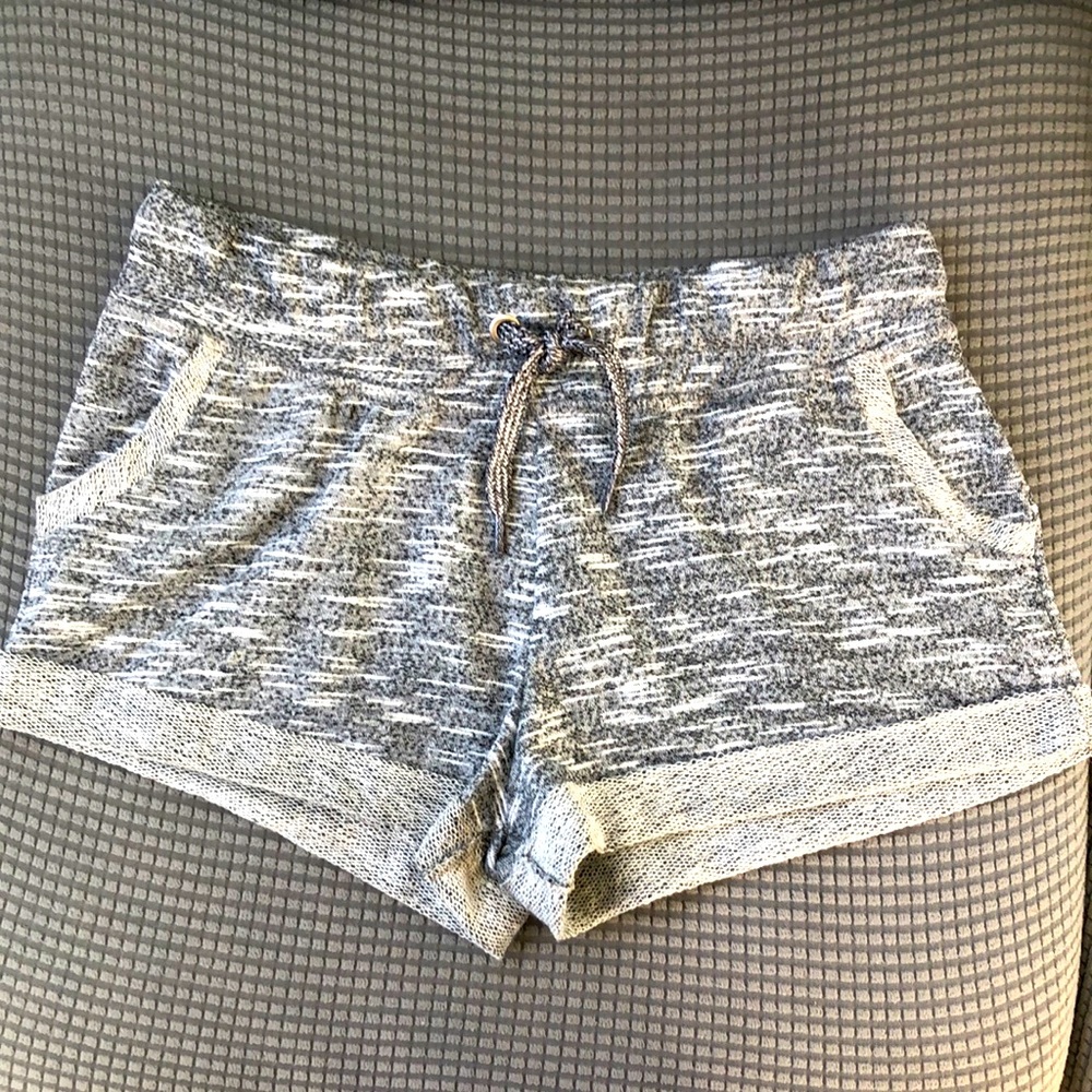 Woman’s shorts. Size M. Elastic waist. Polo club
